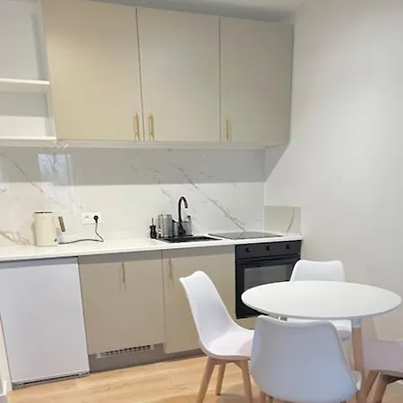 Apartment Harmonia Z Ogrodkiem I Garazem Kolobrzeg